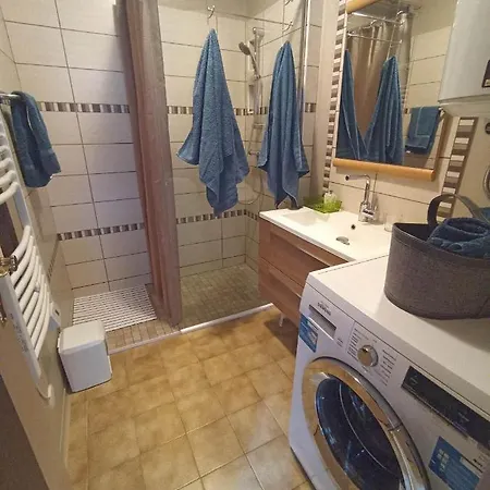 - Les Bains Apartment