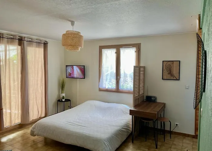 - Les Bains Appartement *